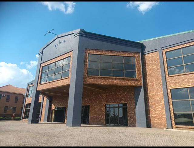 INDUSTRIAL PROPERTY TO RENT IN ROUTE 21 BUSINESS PARK